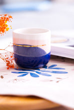 Load image into Gallery viewer, &quot;Landscape Cups&quot; 2er-Set in diversen Grössen in Crema &amp; Midnight Blue