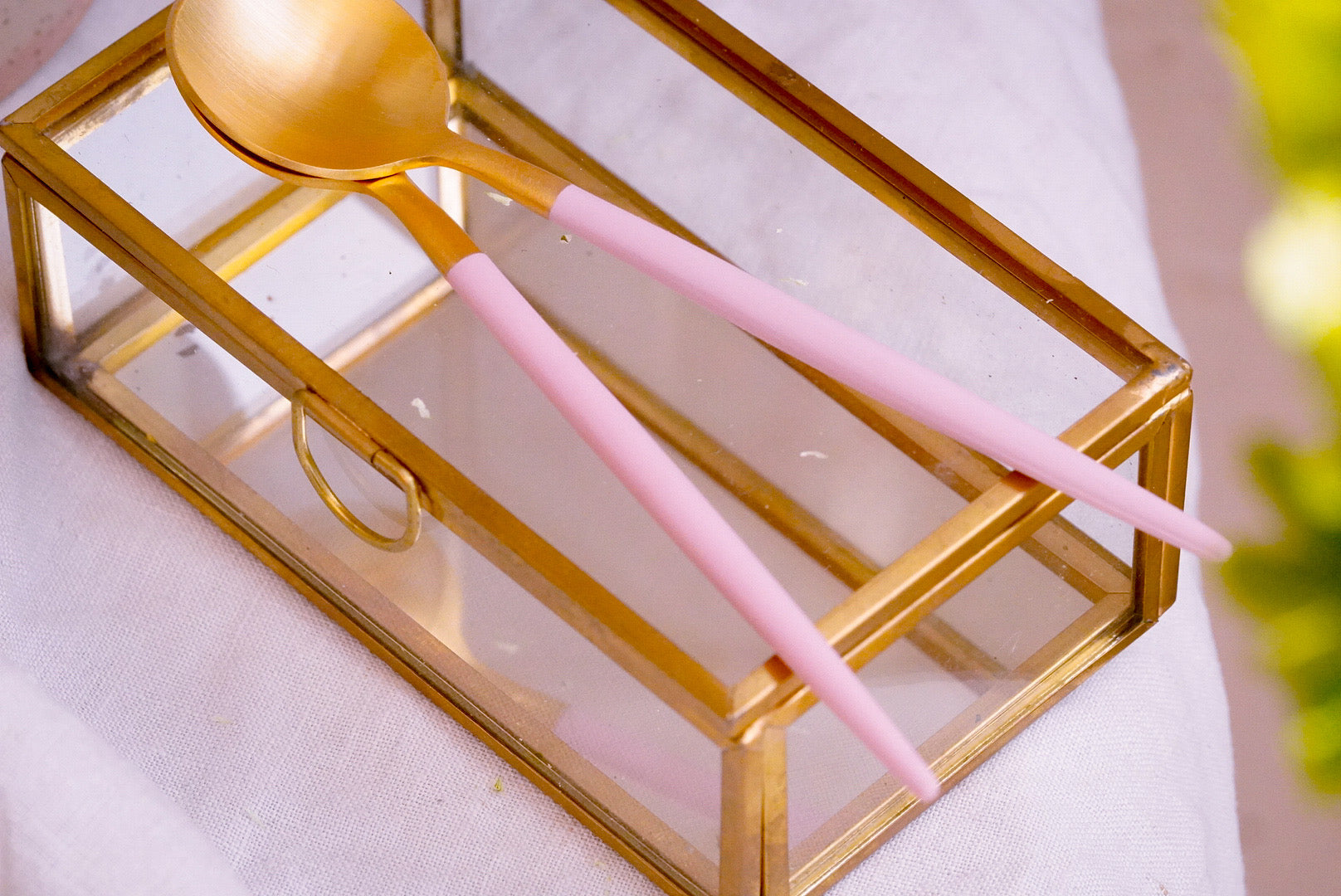 Golden Spoon in Pink & Mat Gold