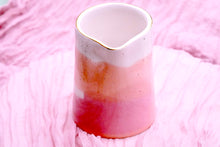 Load image into Gallery viewer, CREAMER: Milch- &amp; Saucen Kännchen I Milk &amp; Sauce Jug in Apricot &amp; Blush