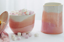 Load image into Gallery viewer, CREAMER: Milch- &amp; Saucen Kännchen I Milk &amp; Sauce Jug in Apricot &amp; Blush