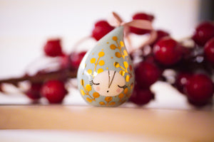 Christmas Droplet in Mint with Golden Details