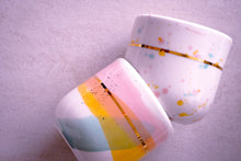 Laden Sie das Bild in den Galerie-Viewer, &quot;Landscape Cups&quot; 2er-Set in Sunshine Bliss &amp; Sparkle