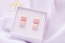 Load image into Gallery viewer, Square Earring in Blush