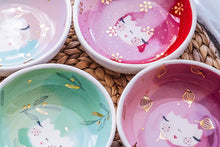 Laden Sie das Bild in den Galerie-Viewer, &quot;SWEETHEART&quot; ♡︎ BOWL Terra Red with Golden leaves