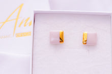 Load image into Gallery viewer, Square Earring in Blush