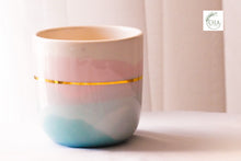 Laden Sie das Bild in den Galerie-Viewer, "Landscape" Latte Cup, 4.0 dl in Light Blue &amp; Blush