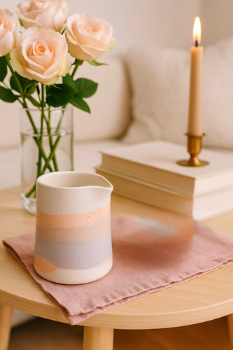 CREAMER: Milch- & Saucen Kännchen I Milk & Sauce Jug in Soft Grey & Crema with Golden Rim