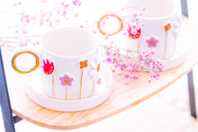 Laden Sie das Bild in den Galerie-Viewer, THE BLOOM 2er-Set Espresso Cups, 1.5 dl mit Untersetzer
