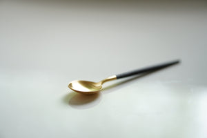 Golden Spoon in Black & Mat Gold - O I A  ceramics