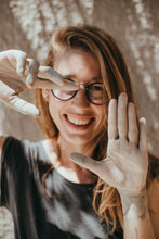 Load image into Gallery viewer, Pinch Cup - terra cotta - happiness- Cappuccino &amp; Tea Cup, ca. 2.5 dl - O I A  ceramics