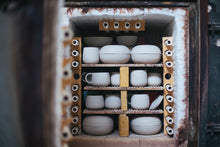 Laden Sie das Bild in den Galerie-Viewer, 1 x Single Latte Cup, 4.0 dl in Summer Blush - O I A  ceramics