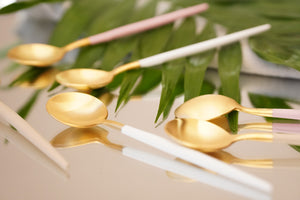 Golden Spoon in White & Mat Gold