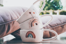Load image into Gallery viewer, Pinch Cup - Little Rainbow &amp; Heart Drops - Big Cup, 2.5 dl