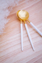 Laden Sie das Bild in den Galerie-Viewer, Golden Spoon in White &amp; Mat Gold