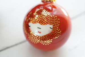 X-MAS Bauble🎁 in Red with Golden Flower